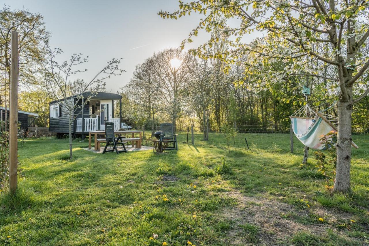 Pipowagen Elsebein Groningen Westerwolde Unieke Ligging Met Eigen Tuin En Vrij Uitzicht Over Veld Naar Natuurgebied Onstwedde Exteriér fotografie