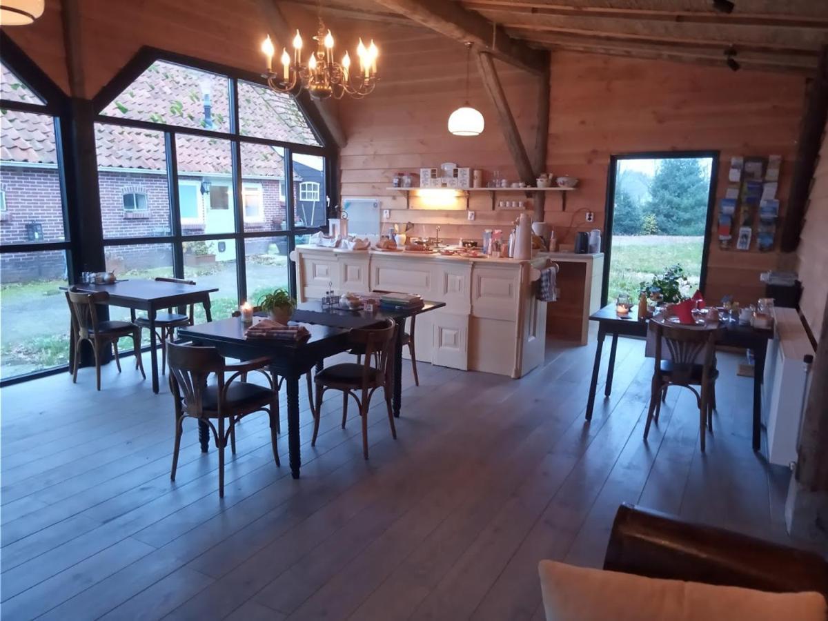 Pipowagen Elsebein Groningen Westerwolde Unieke Ligging Met Eigen Tuin En Vrij Uitzicht Over Veld Naar Natuurgebied Onstwedde Exteriér fotografie